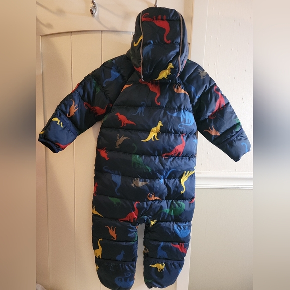 Hanna andersson 18-24m NWT Dinosaur snowsuit - Picture 2 of 9
